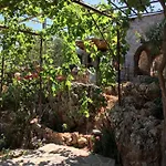Find Your Peace In A Traditional Country House!! Apartment