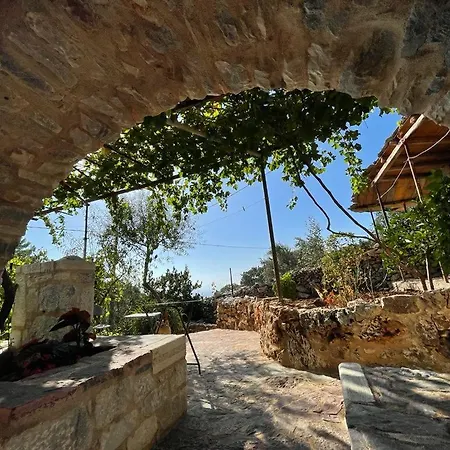 Find Your Peace In A Traditional Country House!! شقة *