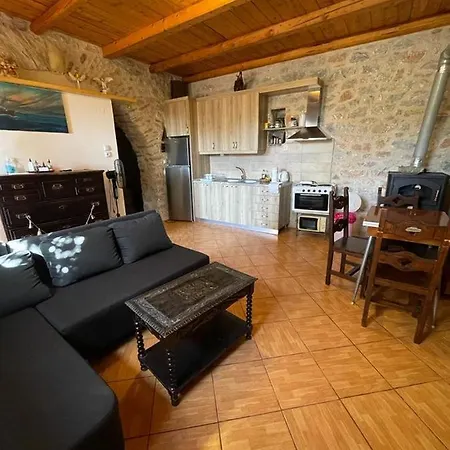 Find Your Peace In A Traditional Country House!! Daire