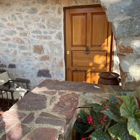 Find Your Peace In A Traditional Country House!! *