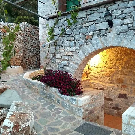 Find Your Peace In A Traditional Country House!! شقة *