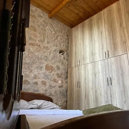 Find Your Peace In A Traditional Country House!! * Láyia