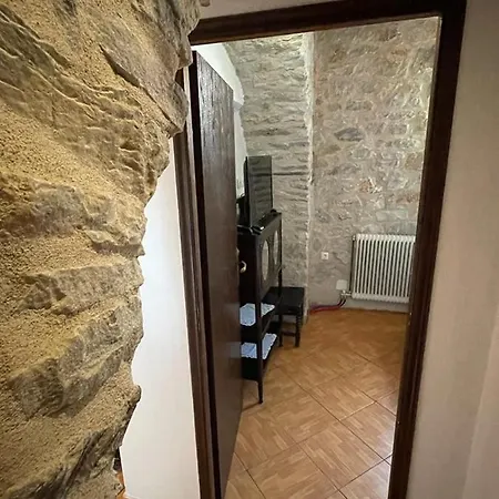 Find Your Peace In A Traditional Country House!! Daire Láyia