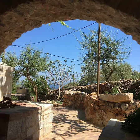 Find Your Peace In A Traditional Country House!! * Láyia
